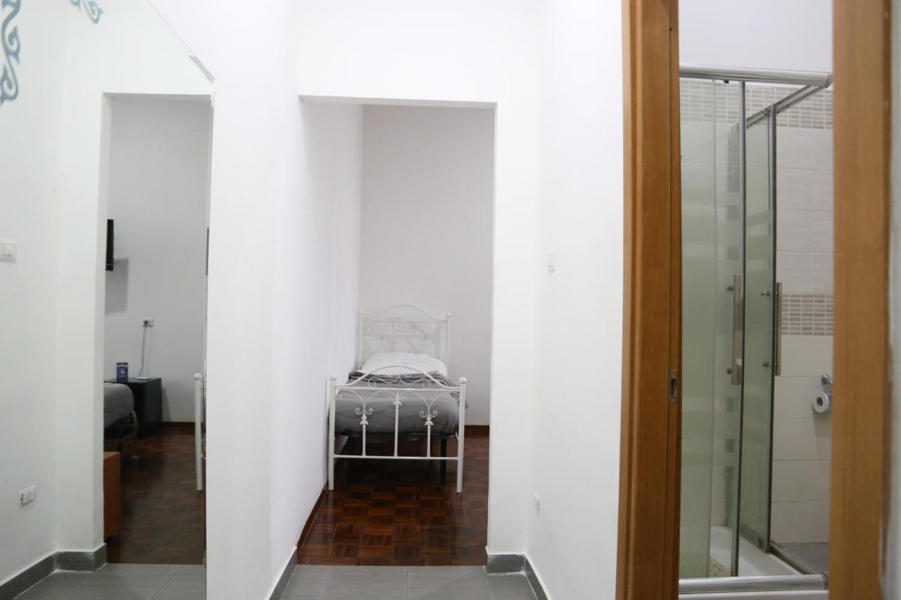 B&B House Bamba Luxury เนเปิลส์ ภายนอก รูปภาพ