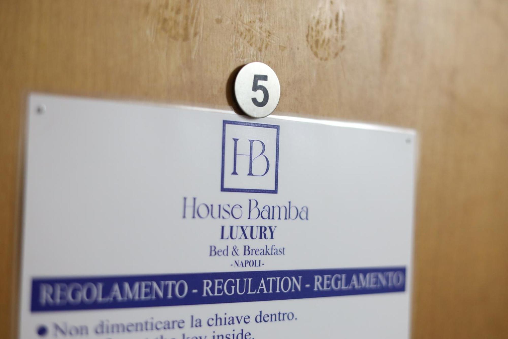 B&B House Bamba Luxury เนเปิลส์ ภายนอก รูปภาพ