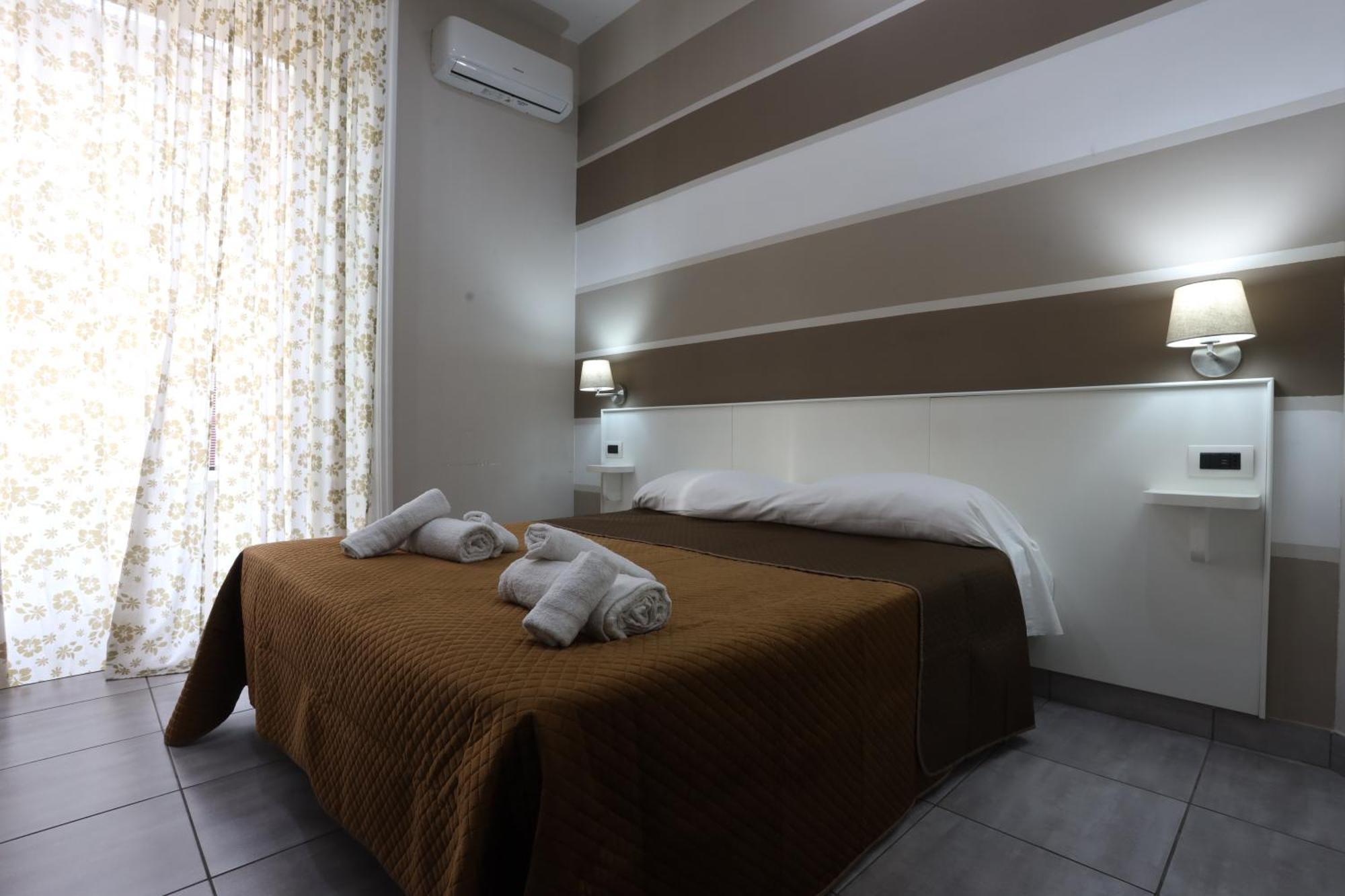 B&B House Bamba Luxury เนเปิลส์ ภายนอก รูปภาพ